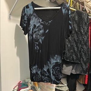 Vanilla Sugar Black and Blue Relaxed Short Sleeve Tee